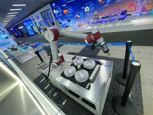 機(jī)器人插拔網(wǎng)線 5G與工業(yè)互聯(lián)網(wǎng)技術(shù)如何解決生產(chǎn)痛點(diǎn)